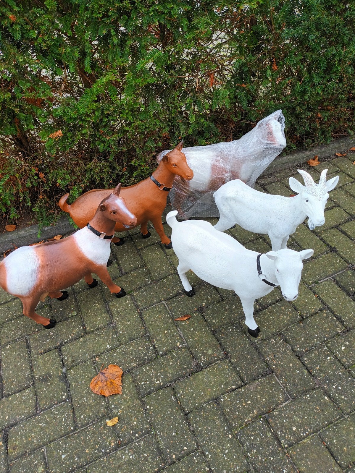 restant nieuwe beelden GEIT OF BOK, Tuin en Terras, Ophalen, Nieuw, Kunststof