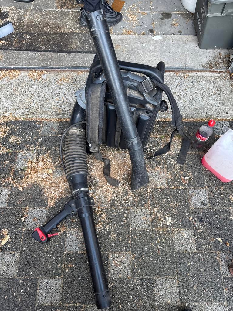 Makita RBL500 Benzine Bladblazer - Ruggedragen, Ophalen, Zo goed als nieuw, Benzine, Ruggedragen