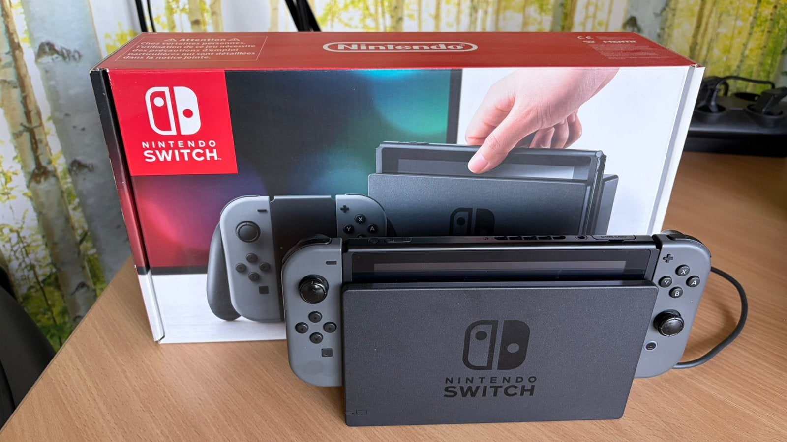 Nintendo Switch V1 Unpatch. Launch M. Doos & DockAccu slecht, Spelcomputers en Games, Ophalen, Gebruikt, Met 2 controllers, Switch Original