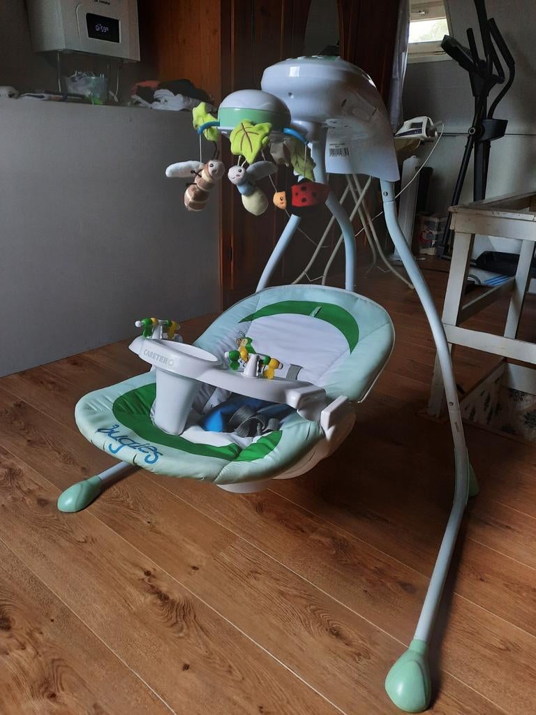 Babyschommelstoel met muziek - Zo goed als nieuw, Ophalen of Verzenden, Zo goed als nieuw, Overige typen, Met geluid