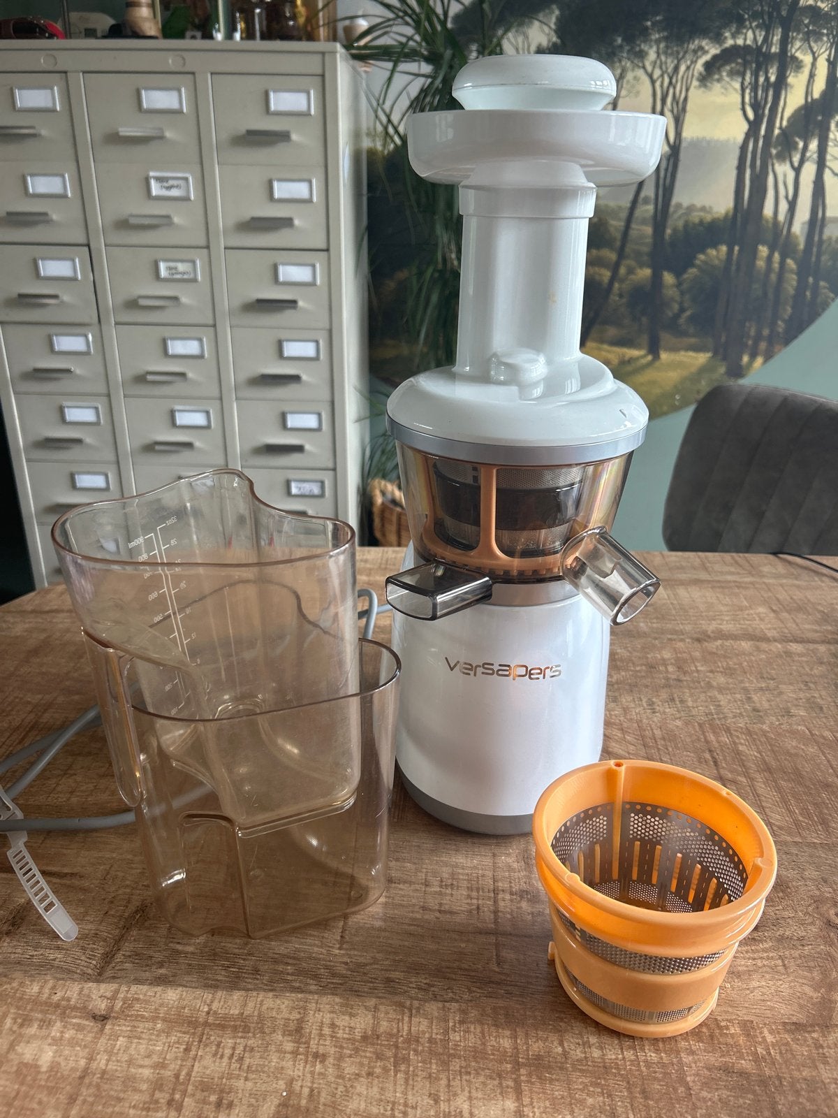 Versapers Slowjuicer - Sapcentrifuge, 1 tot 2 liter, Ophalen, Gebruikt, 1 snelheid
