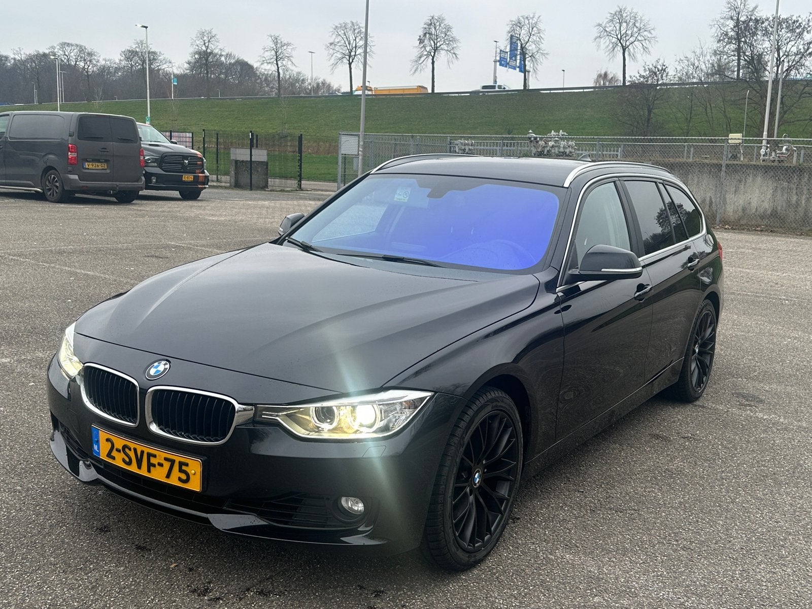 BMW 3-Serie 2.0 320I Touring 2013 Zwart, 183 pk, Achterwielaandrijving, Zwart, 4 cilinders