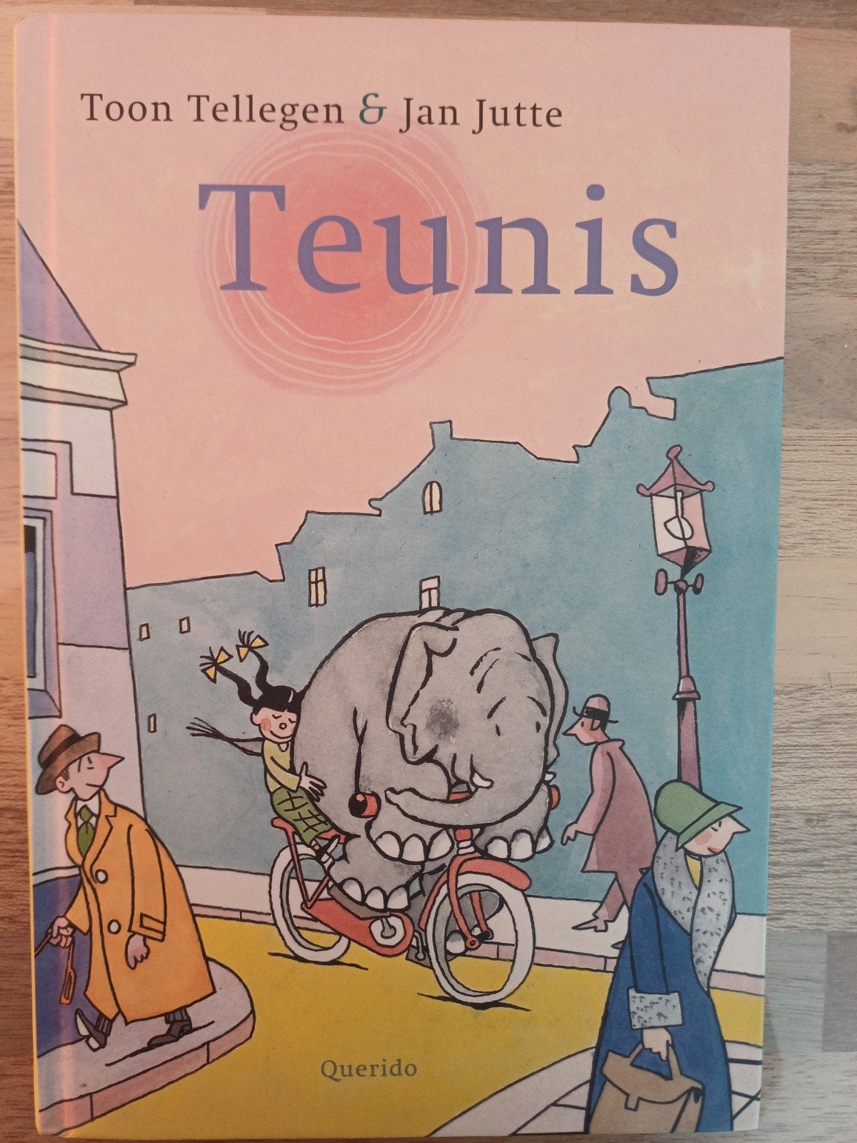 Toon Tellegen - Teunis, Fictie algemeen, Ophalen of Verzenden, Zo goed als nieuw, Toon Tellegen
