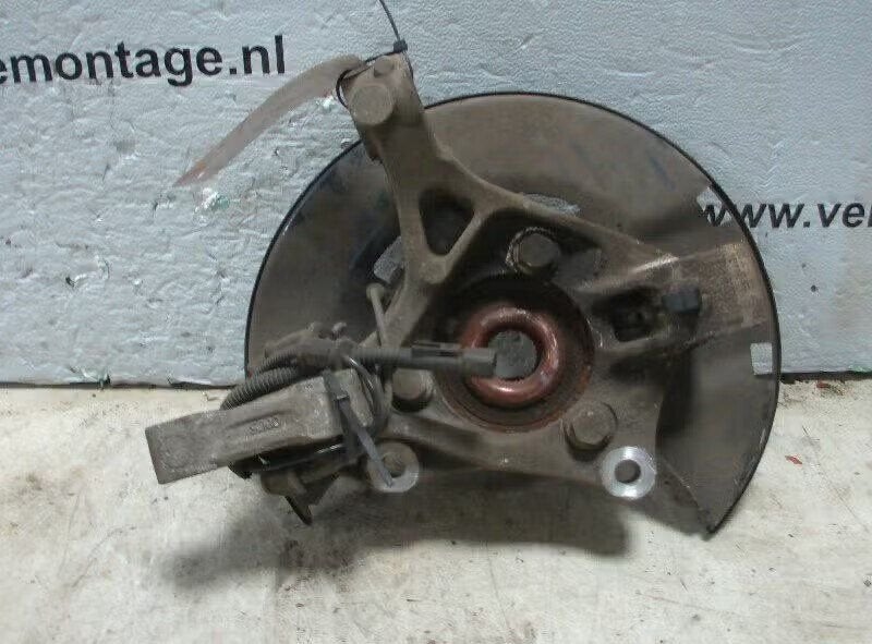 FUSEE RECHTS VOOR Opel Astra J (PC6 / PD6 / PE6 / PF6), Bahnhofsplatz 65423 Rüsselsheim am Main, DE, Gebruikt, Opel, Opel Automobile GmbH