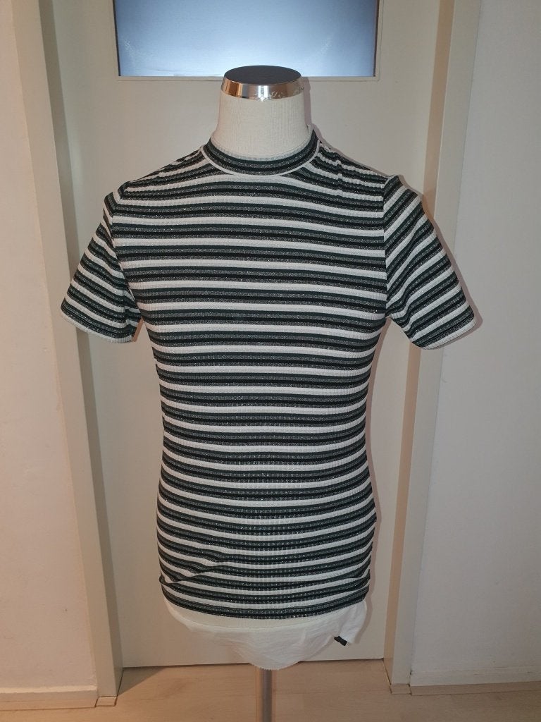 Gestreepte T-shirt met korte mouwen maat L, Meerkleurig, Maat 42/44 (L), Ophalen of Verzenden, Zo goed als nieuw