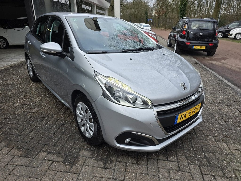 Peugeot 208 1.2 80 PK Blue Lion | 3E EIGENAAR | 12MND GARANT, Voorwielaandrijving, Stof, Gebruikt, 1199 cc