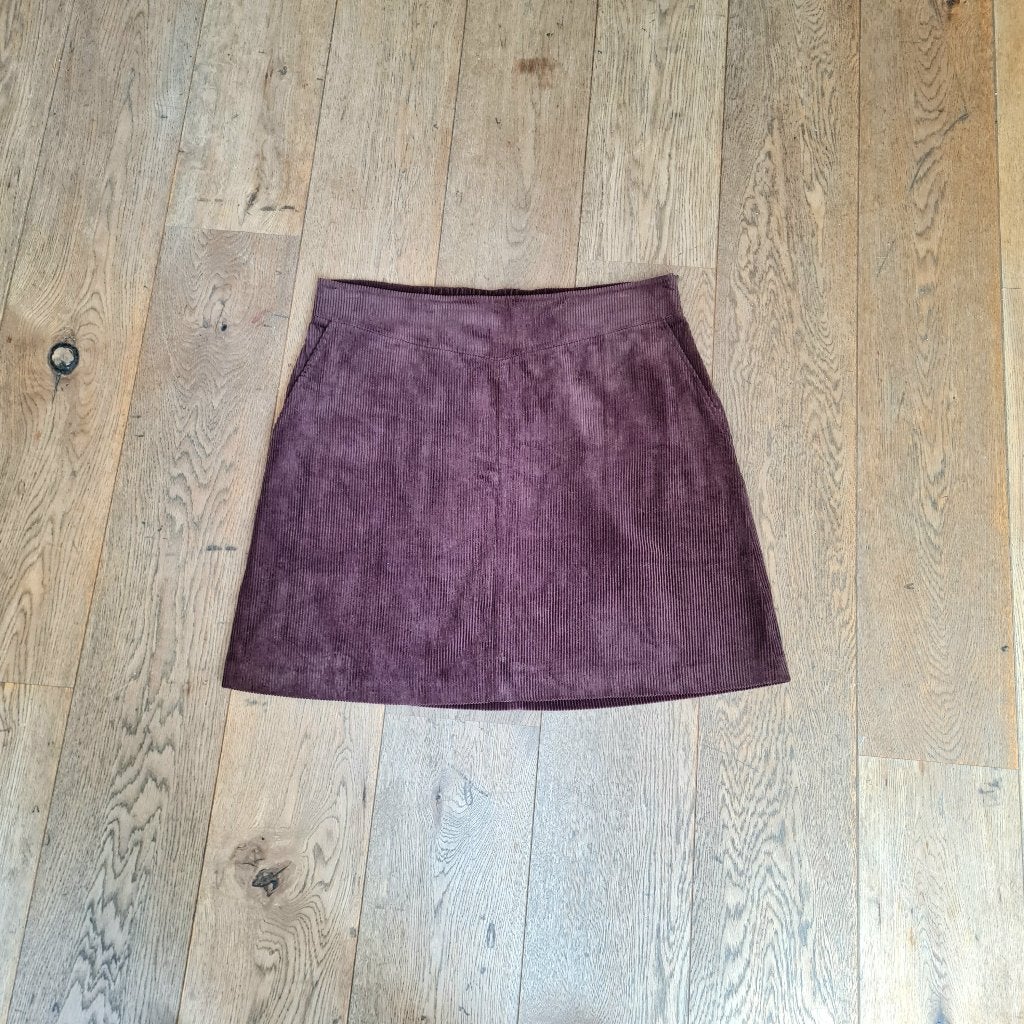 Bruine ribfluwelen minirok van Gudrun Sjödén, Bruin, Maat 46/48 (XL) of groter, Ophalen of Verzenden, Onder de knie