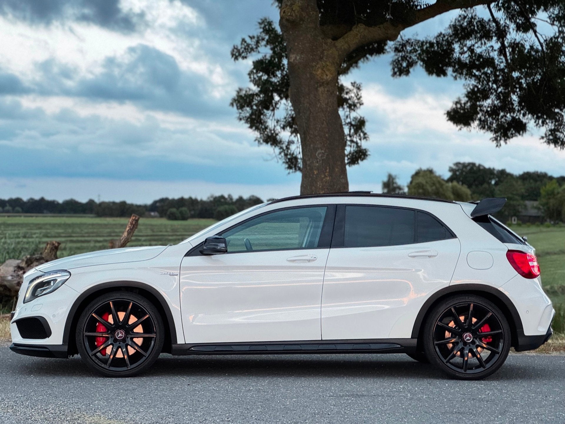 Mercedes-Benz GLA-klasse AMG 45 4Matic Edition 1|!INRUIL KOO, Auto's, Dealer onderhouden, Gebruikt, Euro 6, 4 cilinders