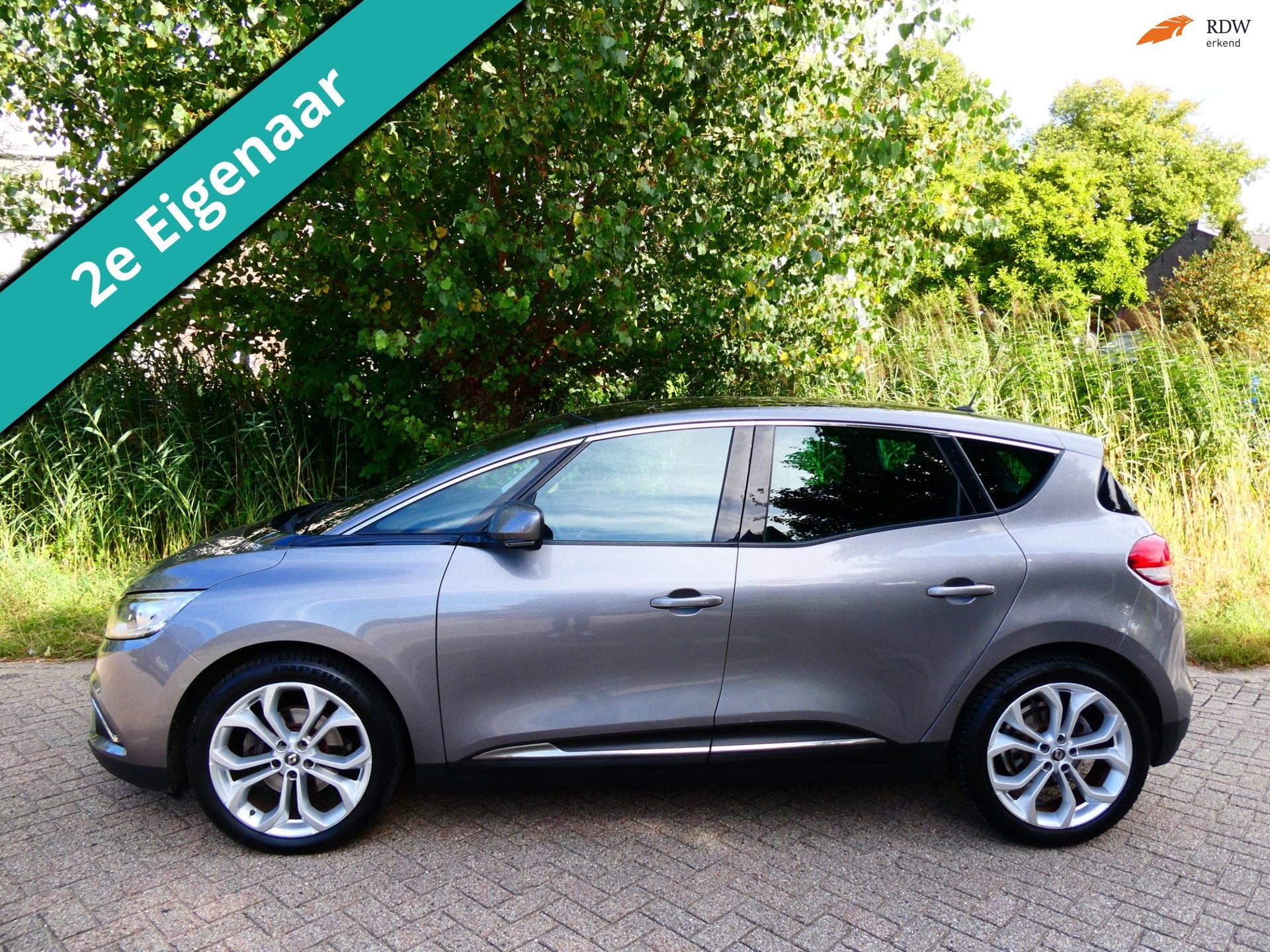 Renault Scénic 1.3 TCe 2e eig. 104.000 Clima Cruise Navi Tr, Auto's, Voorwielaandrijving, Stof, Gebruikt, Euro 6