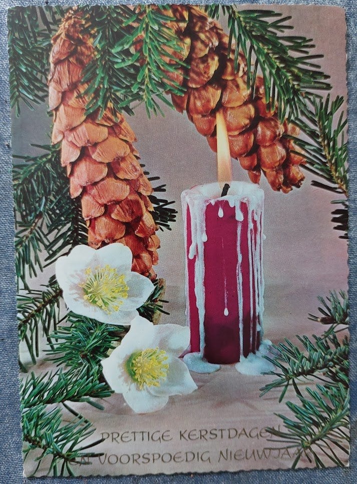 Ansichtkaart: kerstkaart met rode kaars [5626]  [VeAnAn], Ophalen of Verzenden, 1960 tot 1980, Gelopen, Feest(dag)