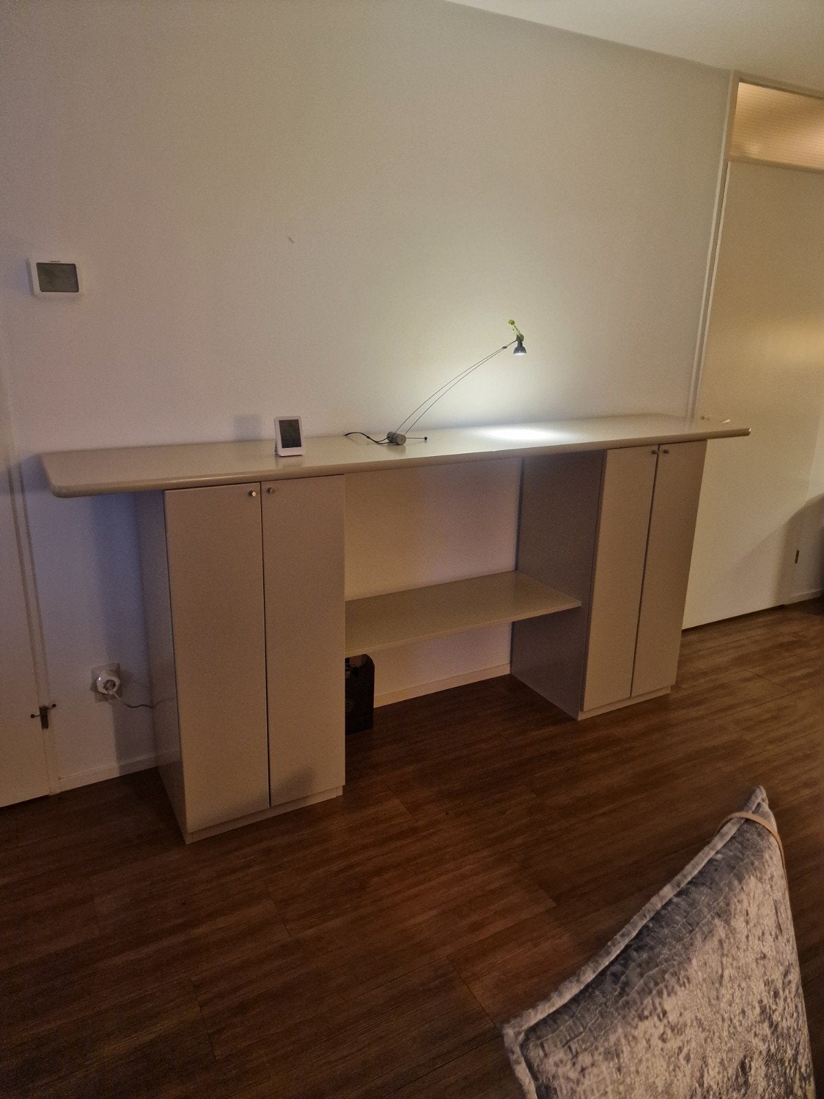 Berh Duitse kwaliteitskast - 2.50m breed, 1.10m hoog, Ophalen, 200 cm of meer, 25 tot 50 cm, Gebruikt