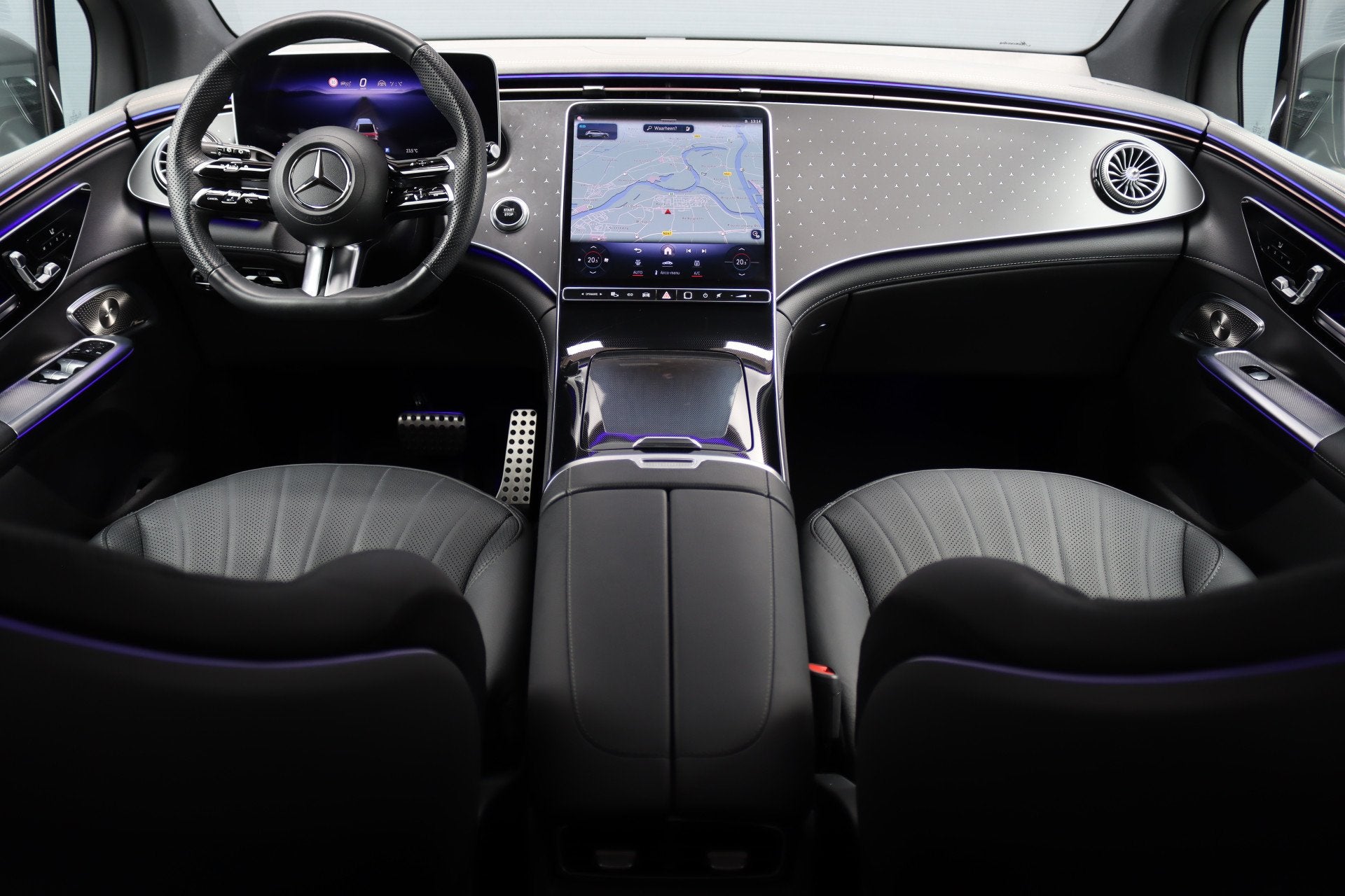 Mercedes-Benz EQE SUV 350+ AMG Line 96 kWh | Distronic+ | Pa, Auto's, Dealer onderhouden, Gebruikt, Zwart, EQE