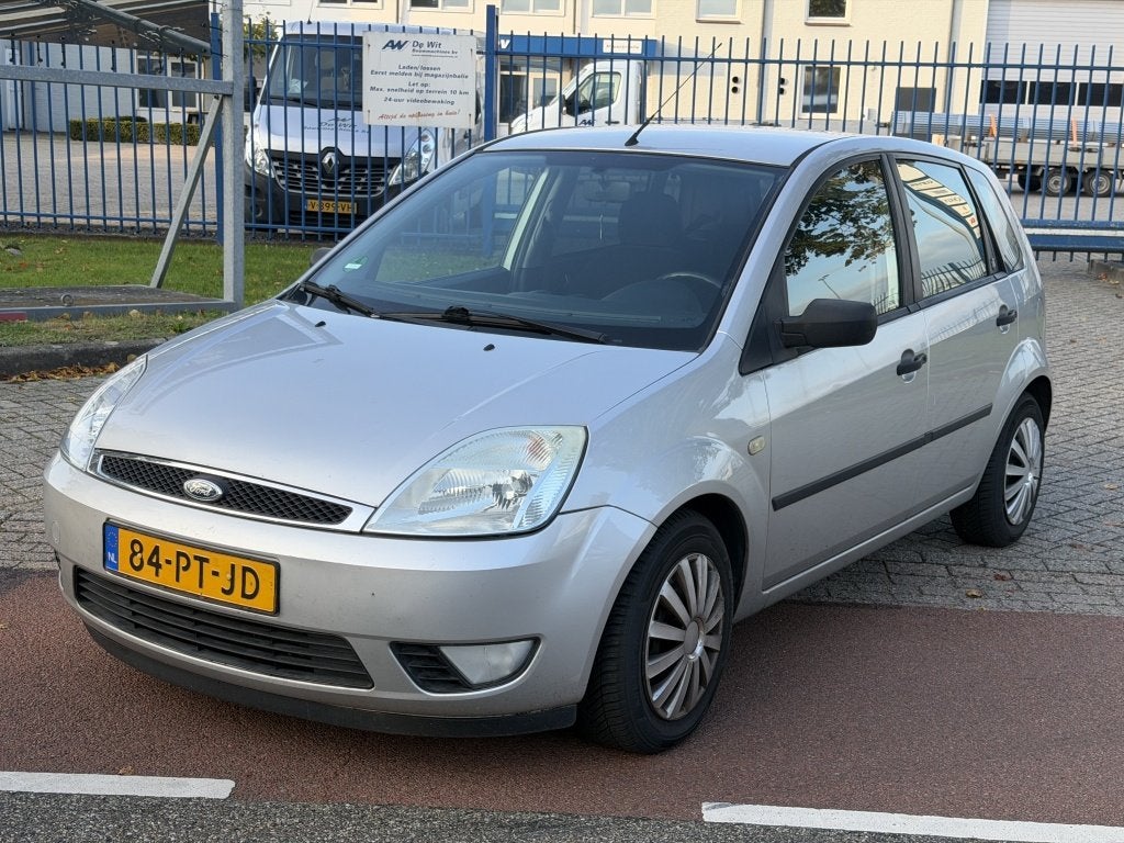 Ford Fiesta 1.6-16V Ghia, Auto's, 1596 cc, 101 pk, 4 cilinders, Origineel Nederlands