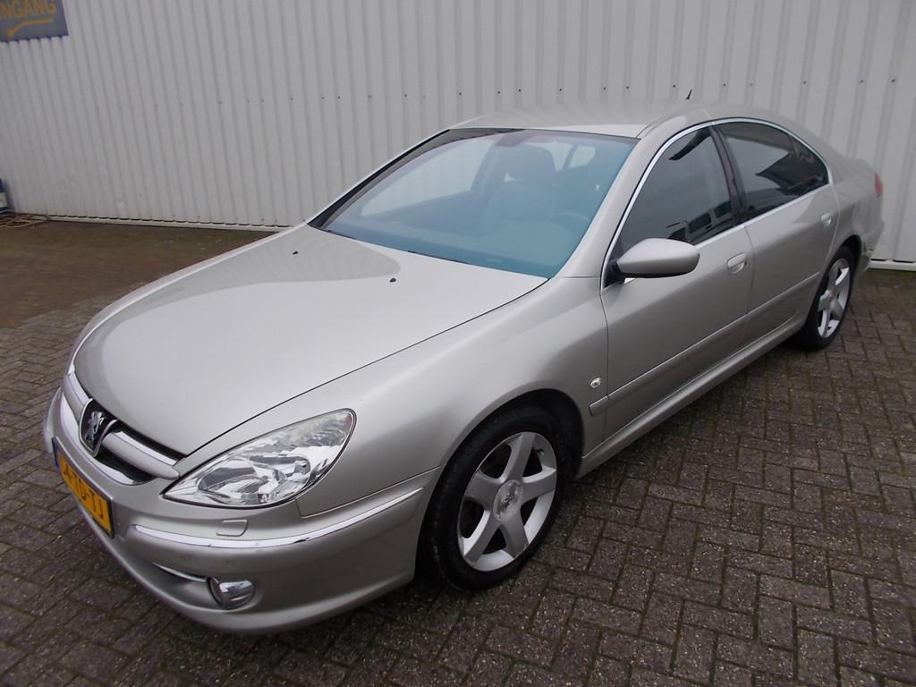 Peugeot 607 2.7 HDiF 24V Executive Automaat ( APK KEURING BI, Auto's, Peugeot, 1698 kg, Gebruikt, Zwart, 197 €/maand