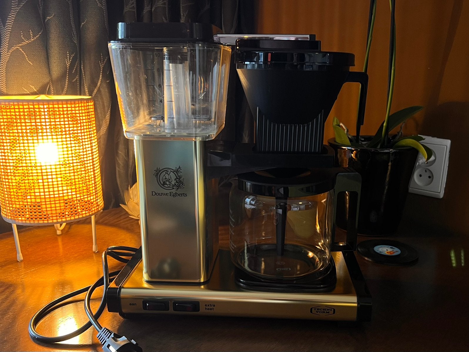Moccamaster Goud - Douwe Egberts Technivorm Vintage, Ophalen, Gebruikt, Koffiemachine, Gemalen koffie