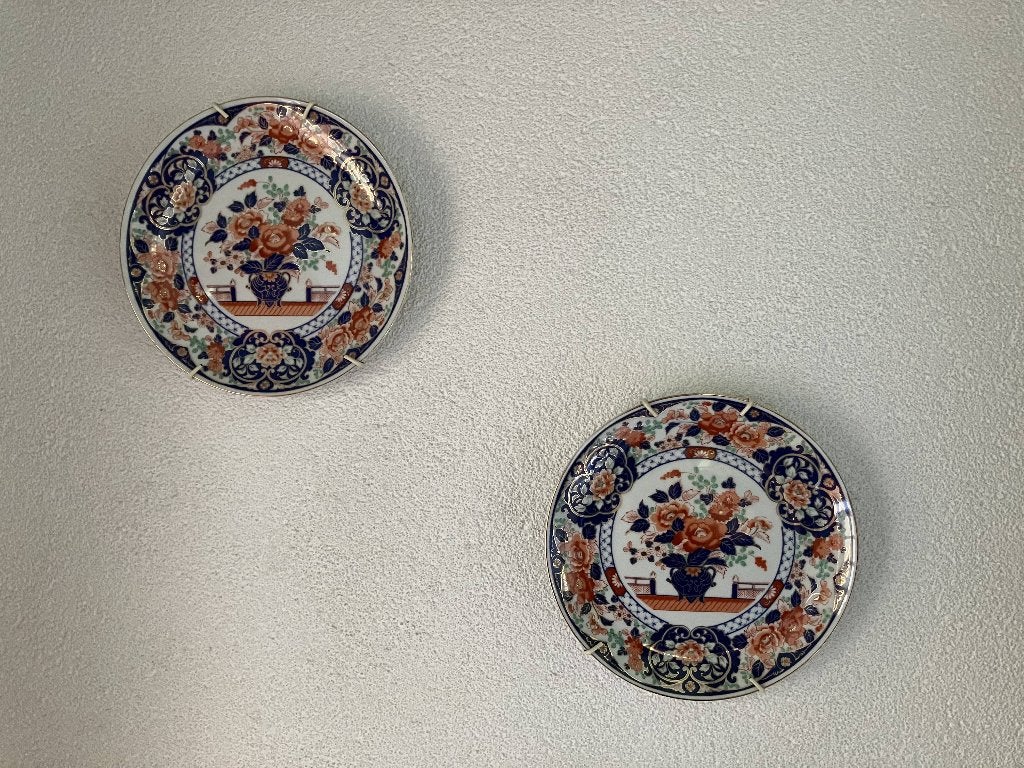 2 Japanse Imari bordjes, Antiek en Kunst, Ophalen of Verzenden