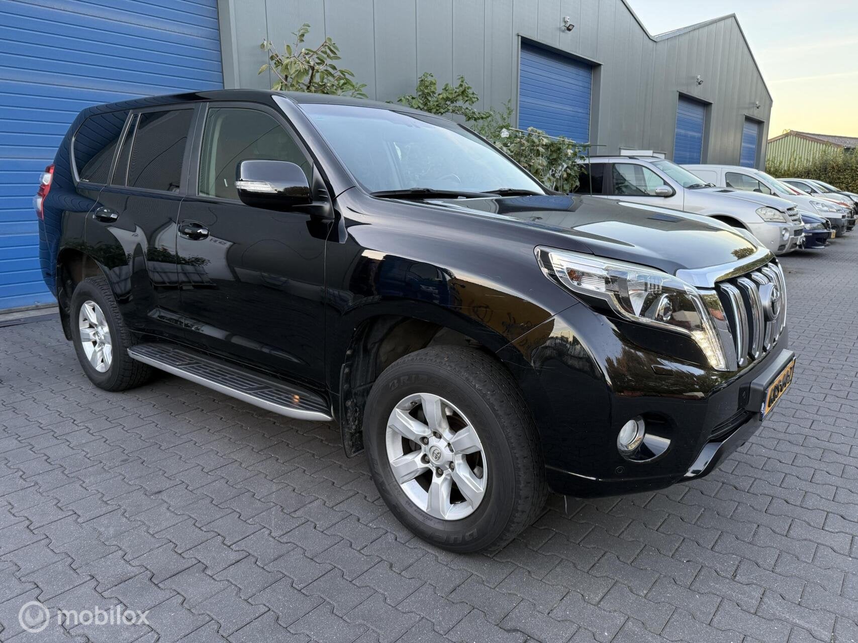 Toyota LandCruiser / 3.0 D-4D VX / 5DRS / AUTOMAAT / KEYLESS, Automaat, Gebruikt, 3000 kg, Zwart