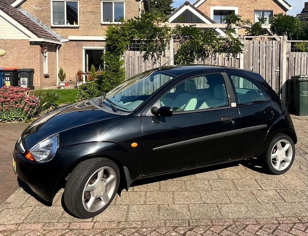 Ford Ka - Leer - KM 69.400, Voorwielaandrijving, 1299 cc, 15 km/l, 4 cilinders