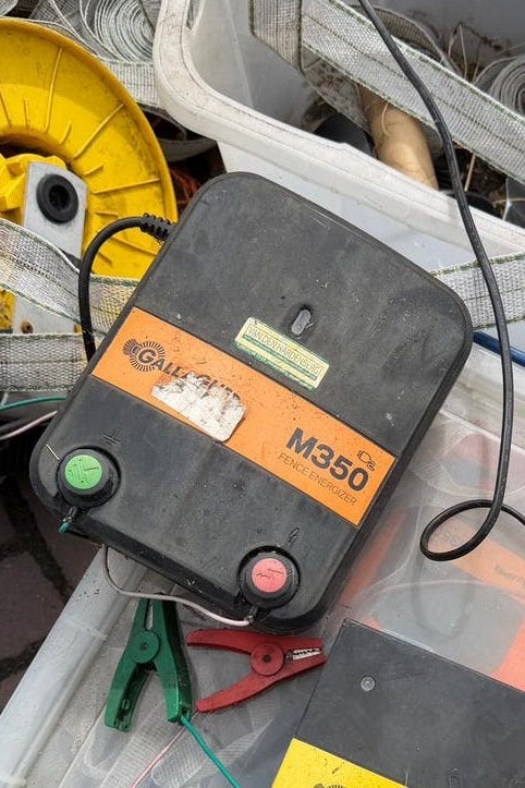 Elektriciteit kastje schrikdraad met grondpen, Dieren en Toebehoren