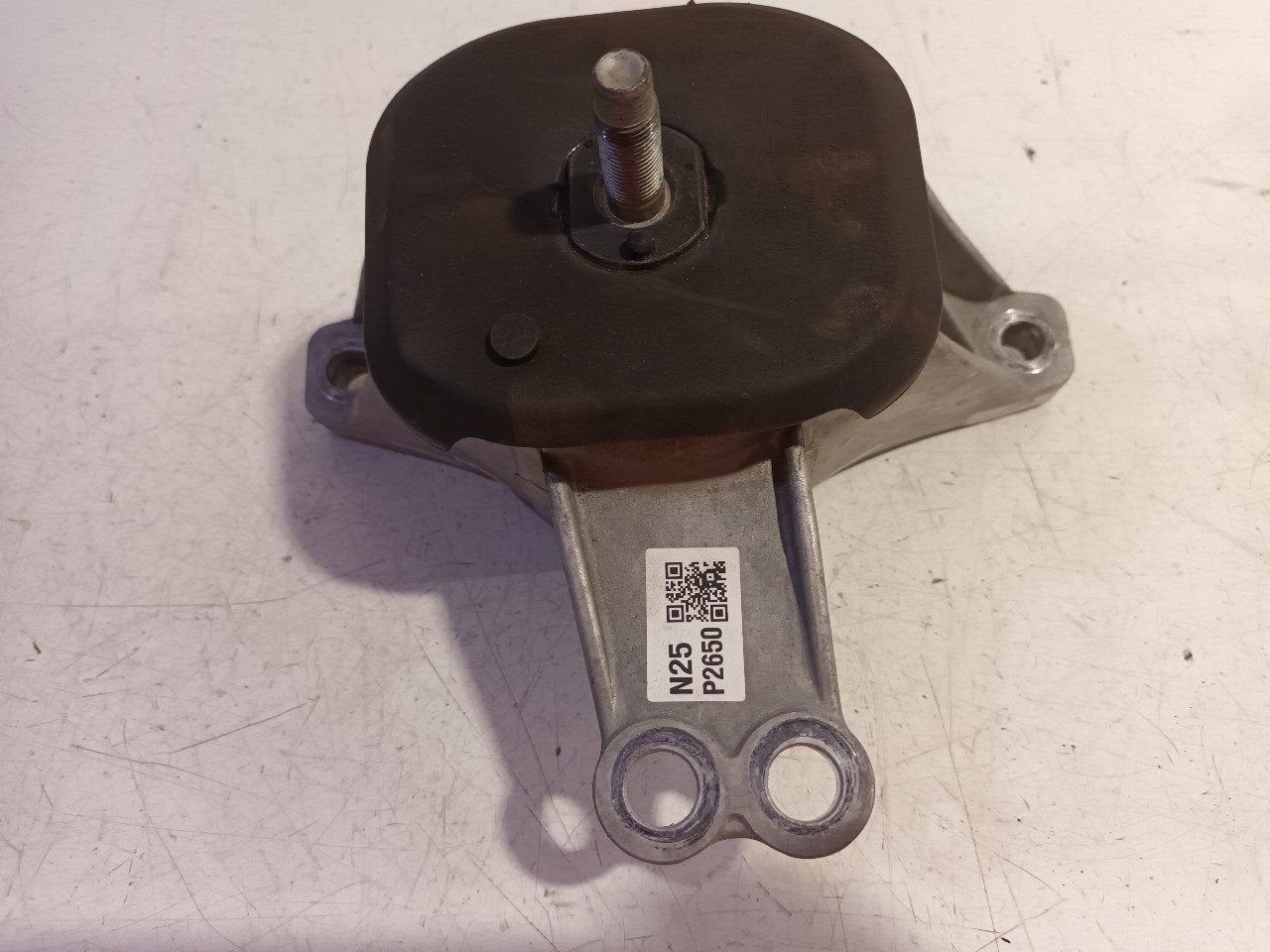 Motorsteun voor Hyundai Santa Fe, Onderdelen@venauto.nl, Van der Ven Autorecycling B.V., Gebruikt, Ettenseweg 76, 4706 PB Roosendaal, The Netherlands
