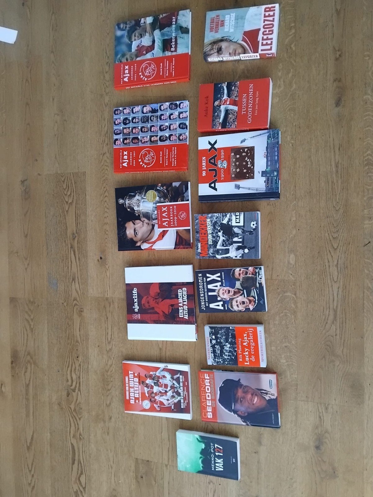 Ajax boeken (exclusief 'Jongensdroom Ajax'), Ophalen of Verzenden, Gelezen, Balsport