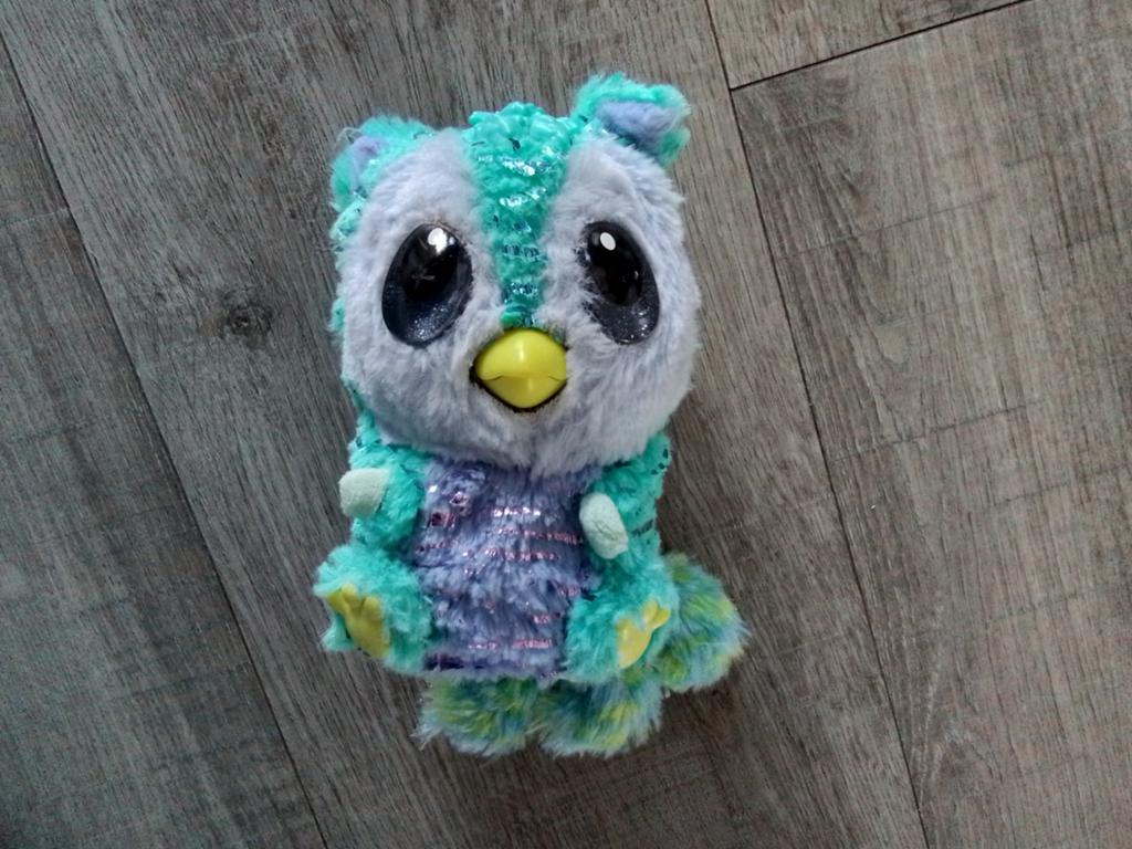 Hatchimals vogel ogen geven licht maakt geluid, Ophalen of Verzenden, Zo goed als nieuw