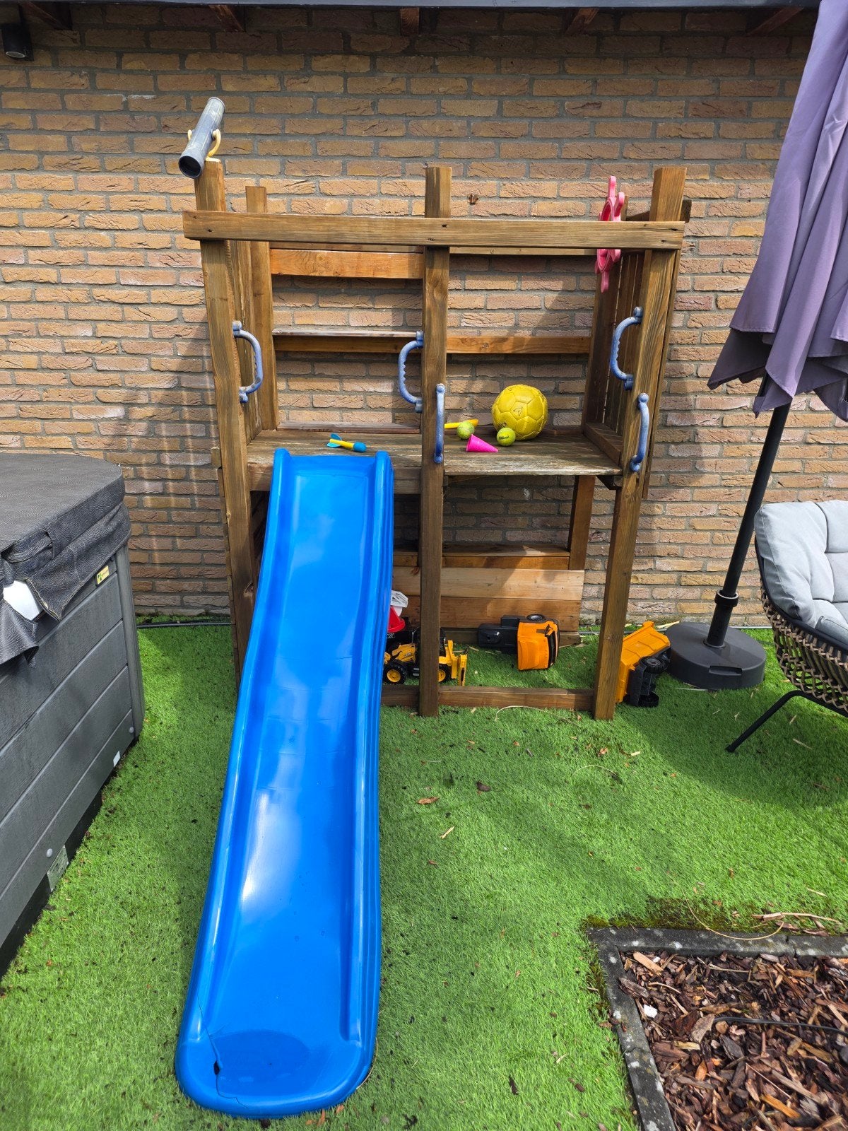speeltoestel voor de tuin (opknapper), Ophalen, Gebruikt, Glijbaan