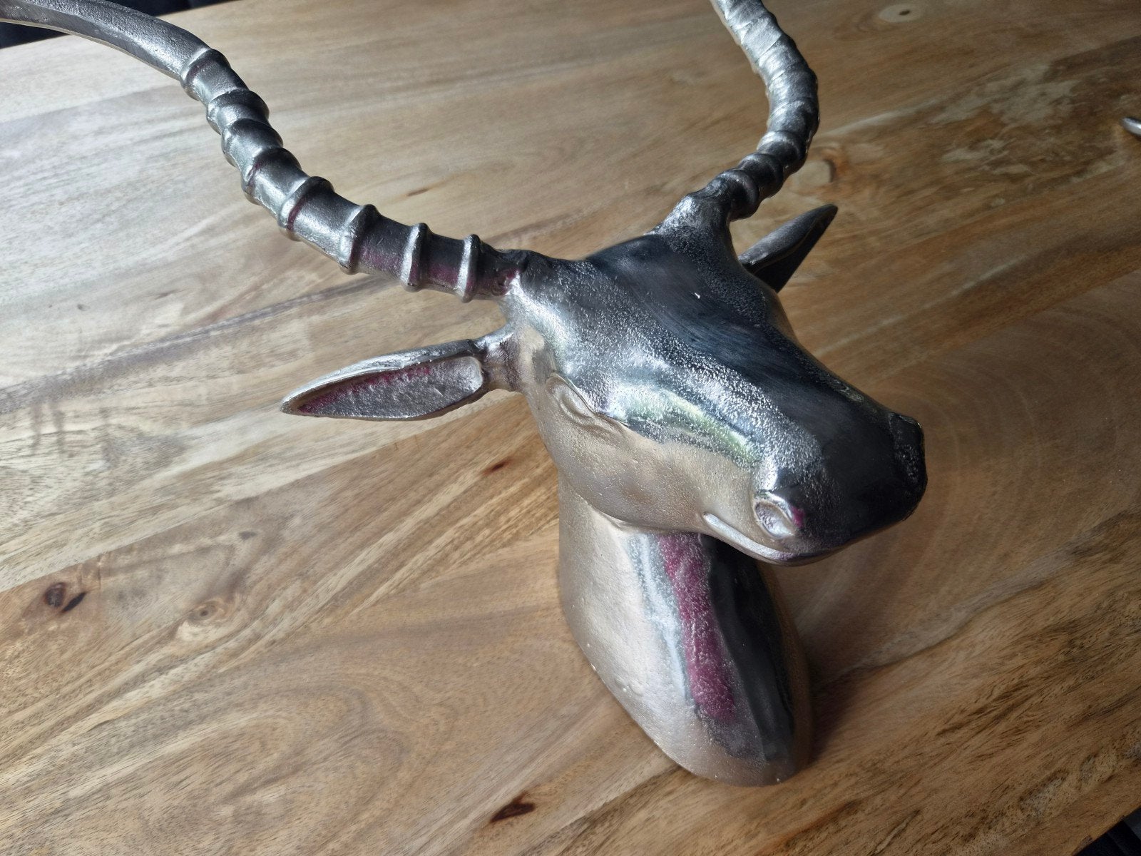 3 Nieuwe metalen koppen - Stierenkop, Gazelle, Longhor, Ophalen
