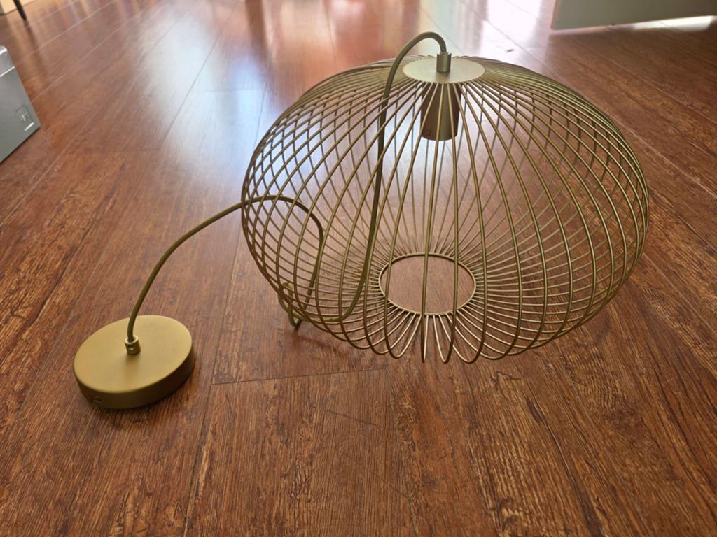 Nikki XL Hanglamp Goud - Draadmodel Hanglamp, Ophalen, 50 tot 75 cm, Zo goed als nieuw, Modern, Industrieel, Draadmodel