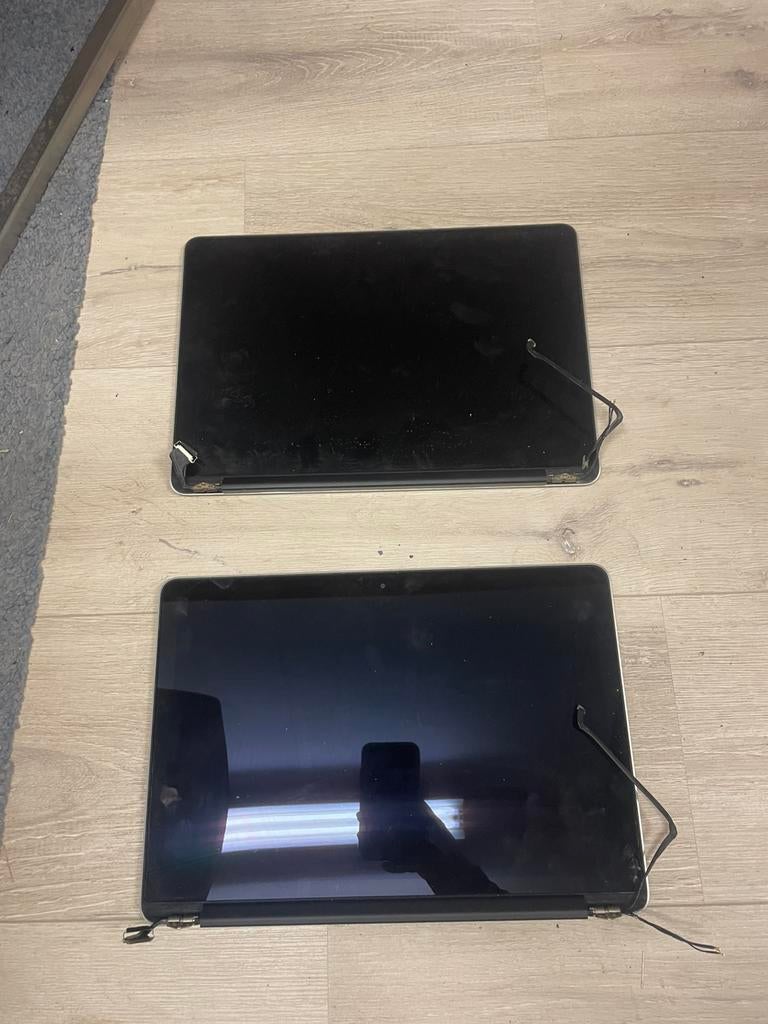 Macbook schermen defect, Ophalen of Verzenden, Zo goed als nieuw, 3DS