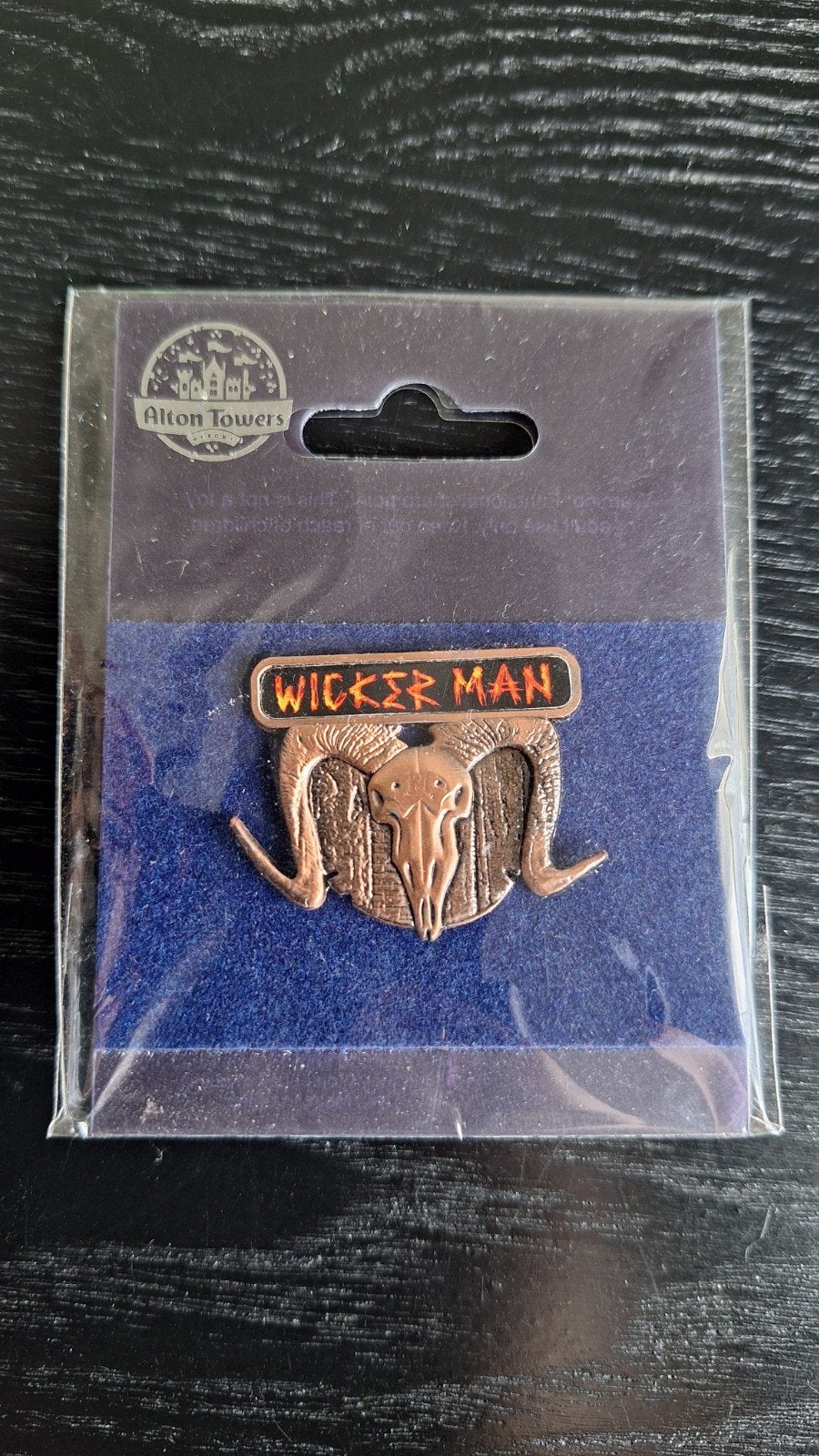 Alton Towers Wicker Man pin en sleutelhanger, Verzamelen, Speldjes, Pins en Buttons, Ophalen of Verzenden, Zo goed als nieuw, Overige onderwerpen