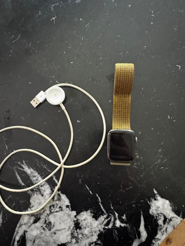 Apple watch 4 serie 44 mm, Ophalen of Verzenden, Gebruikt, Zwart, IOS