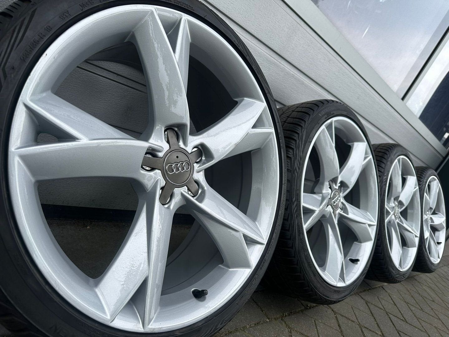 nieuwstaat 19 inch Audi A4 S4 B6 B7 A6 C6 Allseason banden, 19 inch, Gebruikt, -, -