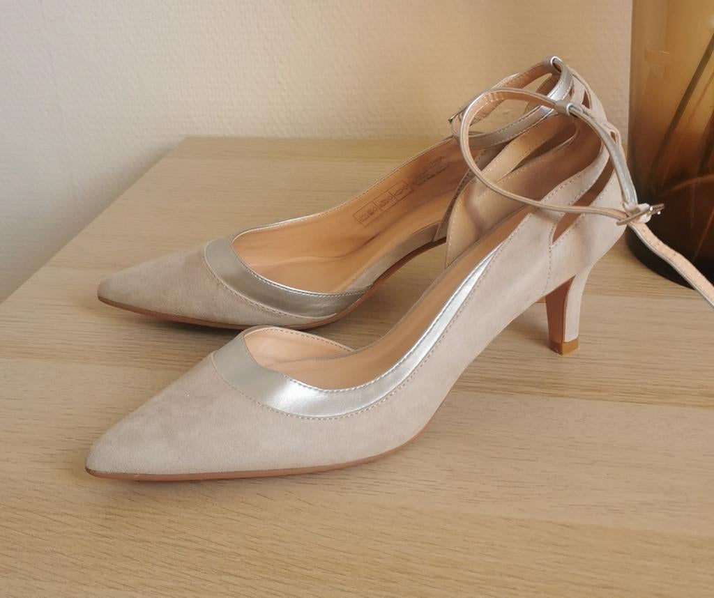 Dames pumps maat 40, Ophalen of Verzenden, Zo goed als nieuw, Zwart