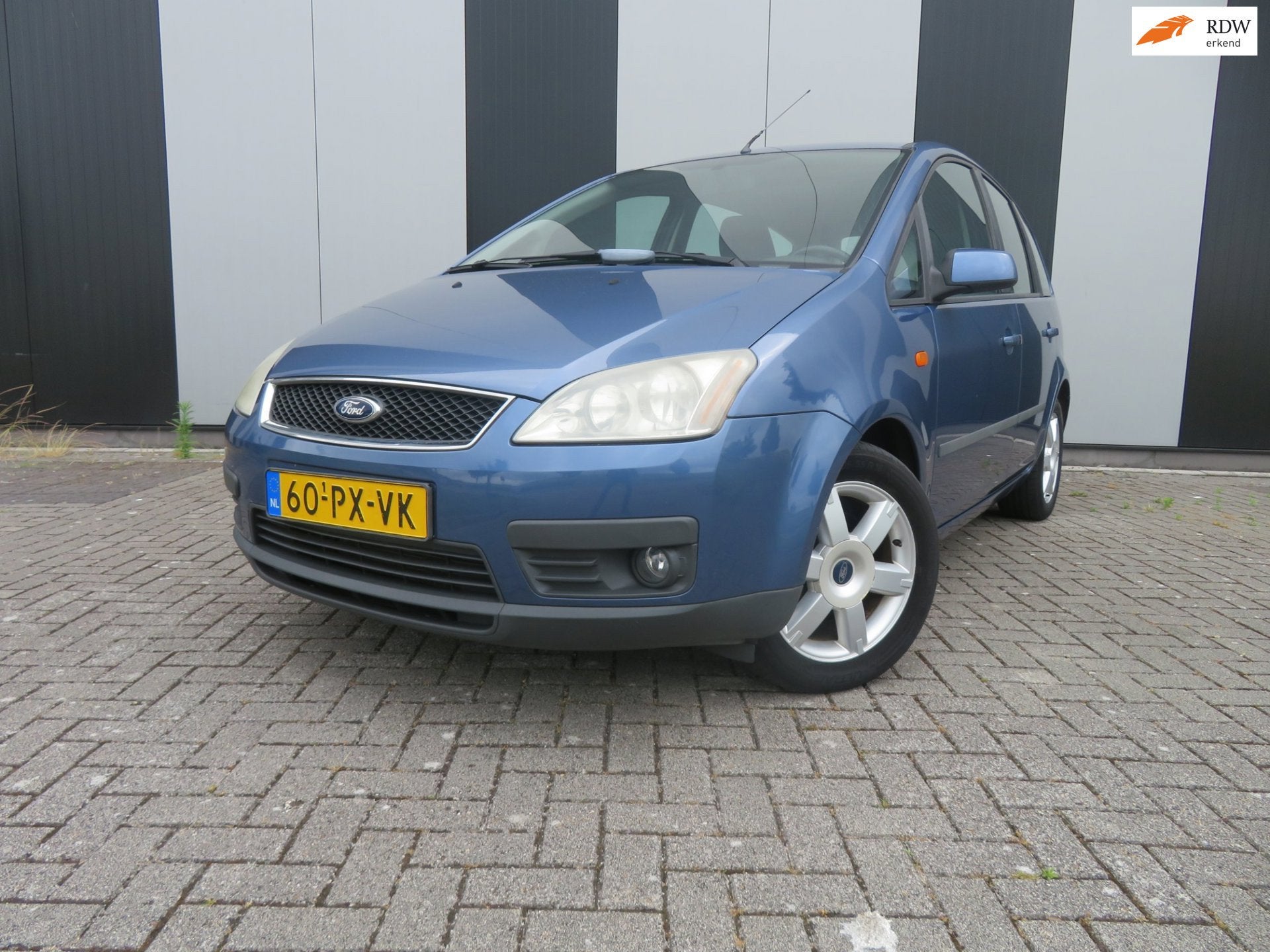 Ford Focus C-Max 1.8-16V Futura, Auto's, Voorwielaandrijving, Dealer onderhouden, 125 pk, Gebruikt
