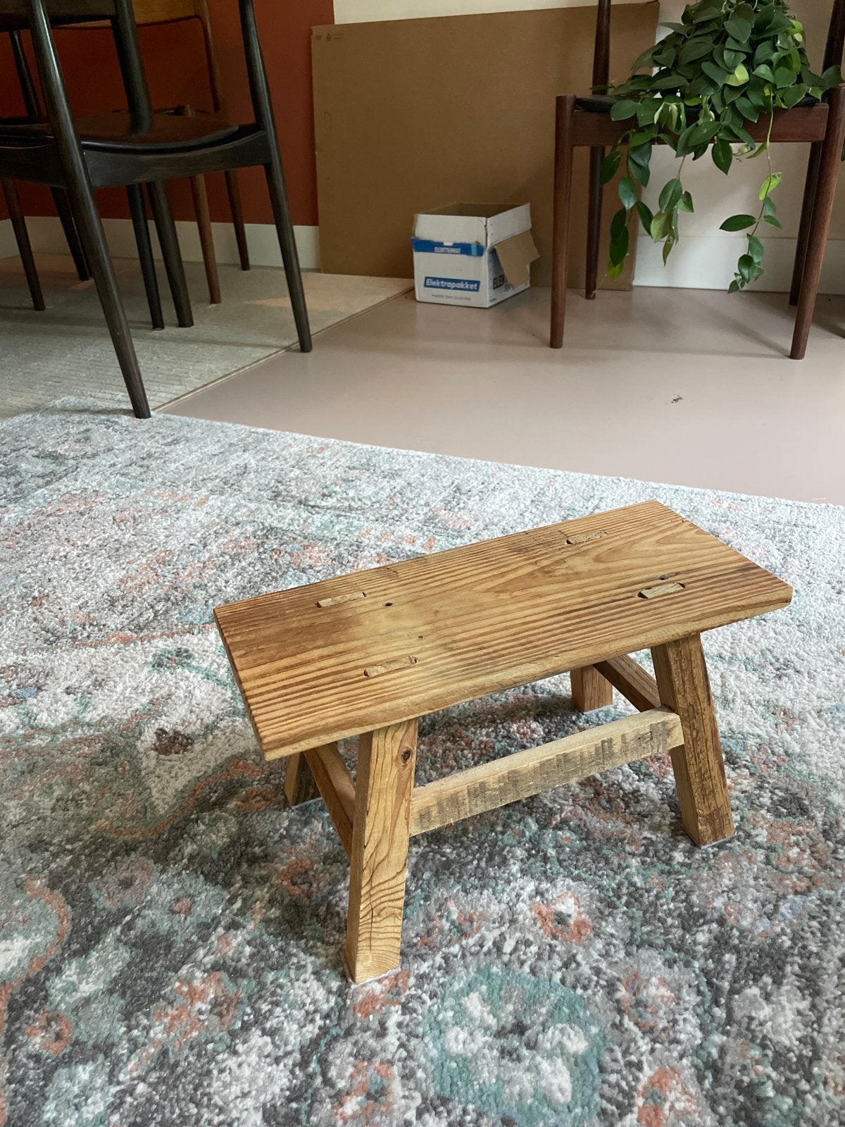 Houten krukje / opstapje, Ophalen, Gebruikt, Hout