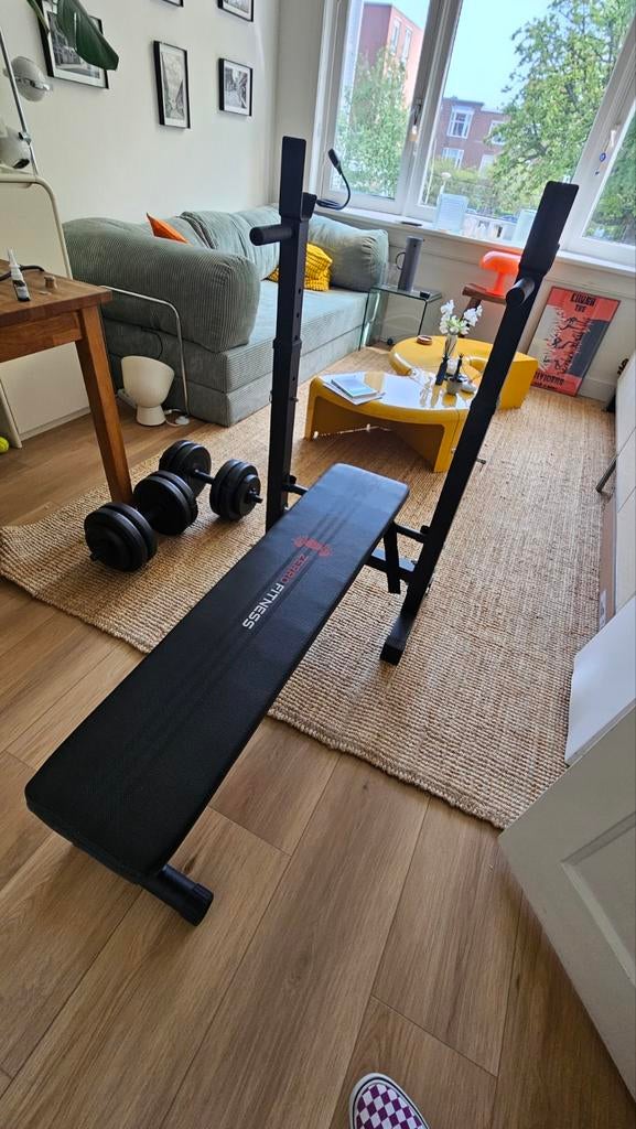 Zero Fitness Opklapbare Halterbank met Squatrek, Ophalen, Zo goed als nieuw, Fitnessbank