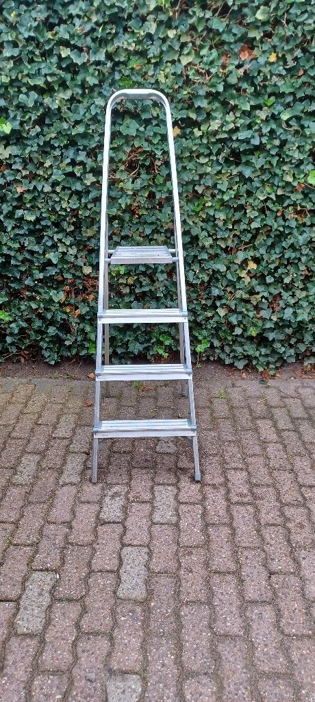 huishoudtrap 4 treden, Ophalen, Gebruikt, Trap, 2 tot 4 meter