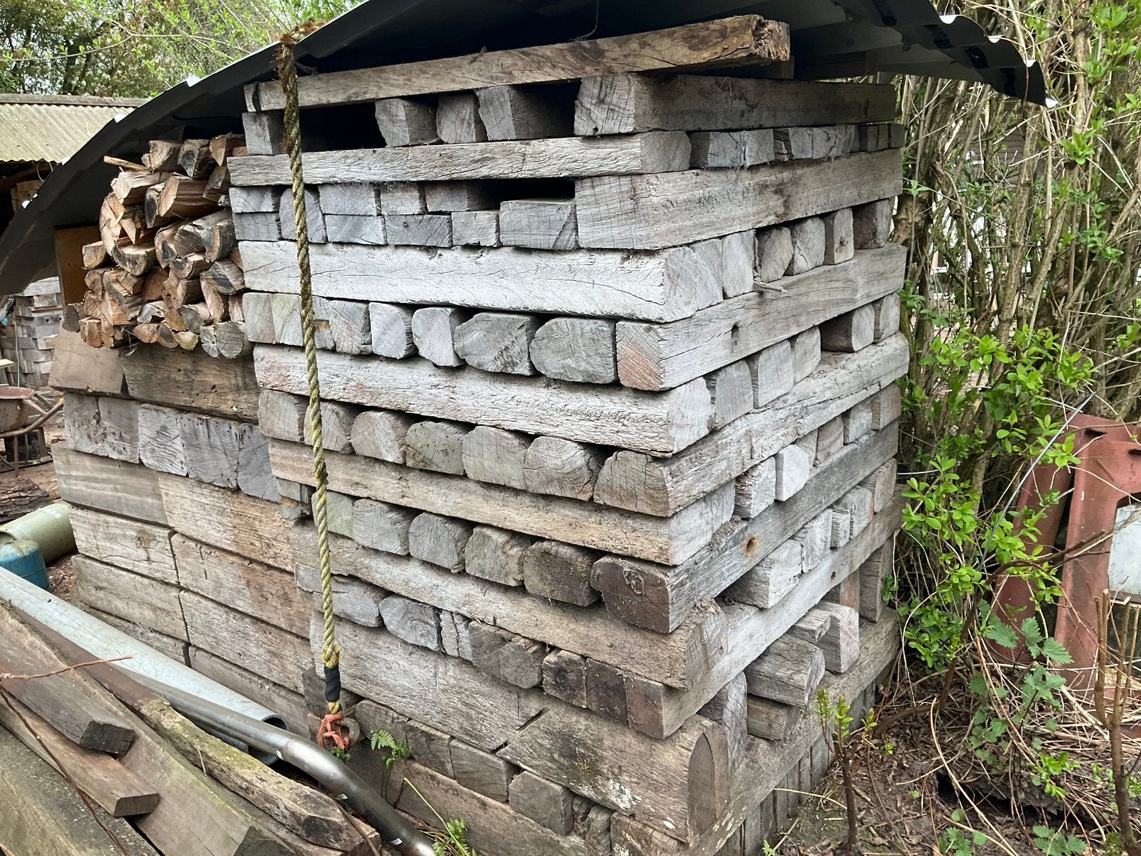 Azobe hout 3 kuub, Tuin en Terras, Haardhout, Minder dan 3 m³, Ophalen