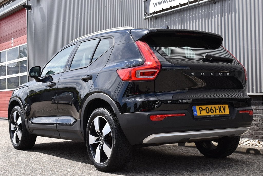 Volvo XC40 1.5 T2 Momentum Business Adaptive cruise, Harman/, Gebruikt, Euro 6, Zwart, Origineel Nederlands