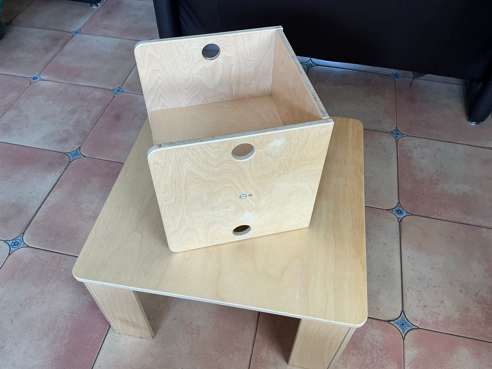 Houten kindertafel met stoel - Ado, Ophalen, Gebruikt
