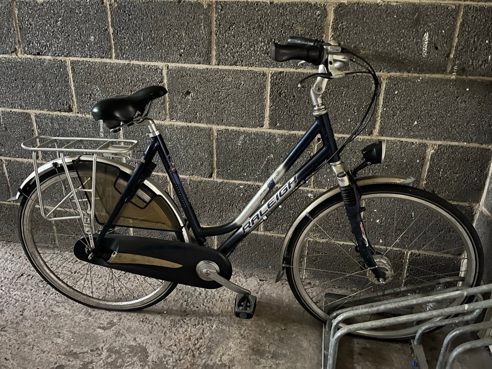 Raleigh Priority comfort 7 speed damesfiets, Fietsen en Brommers, Velgrem, Versnellingen, Ophalen, Overige merken
