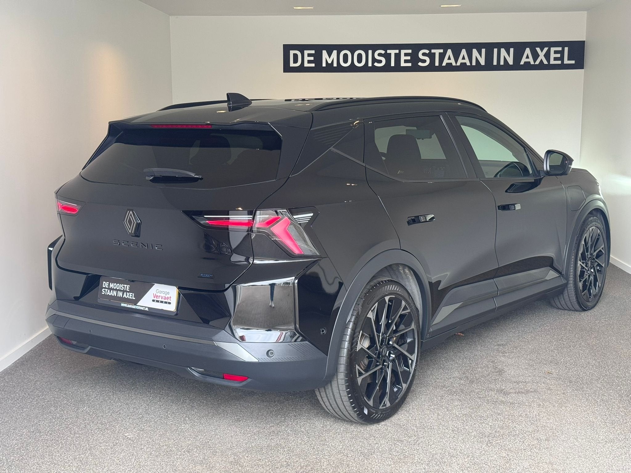 Renault Scenic E-Tech EV87 long range esprit Alpine, Gebruikt, Zwart, 474 min, Leder en Stof