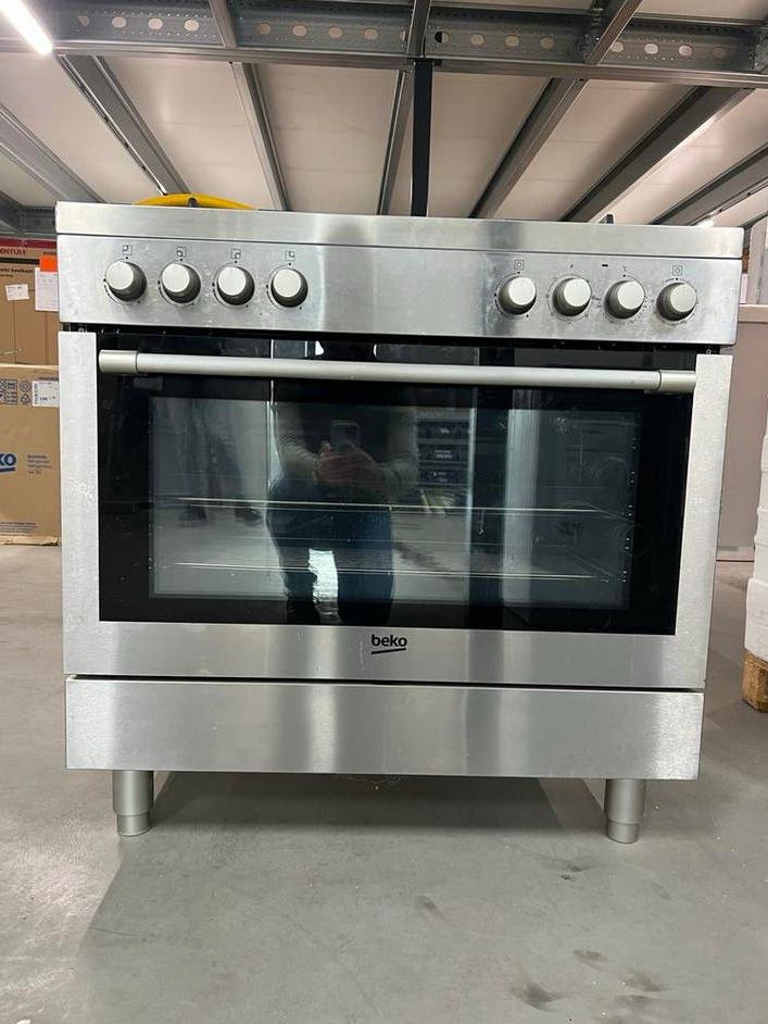 Beko gasfornuis 90cm RVS, Ophalen, Gebruikt, 60 cm of meer, 4 kookzones