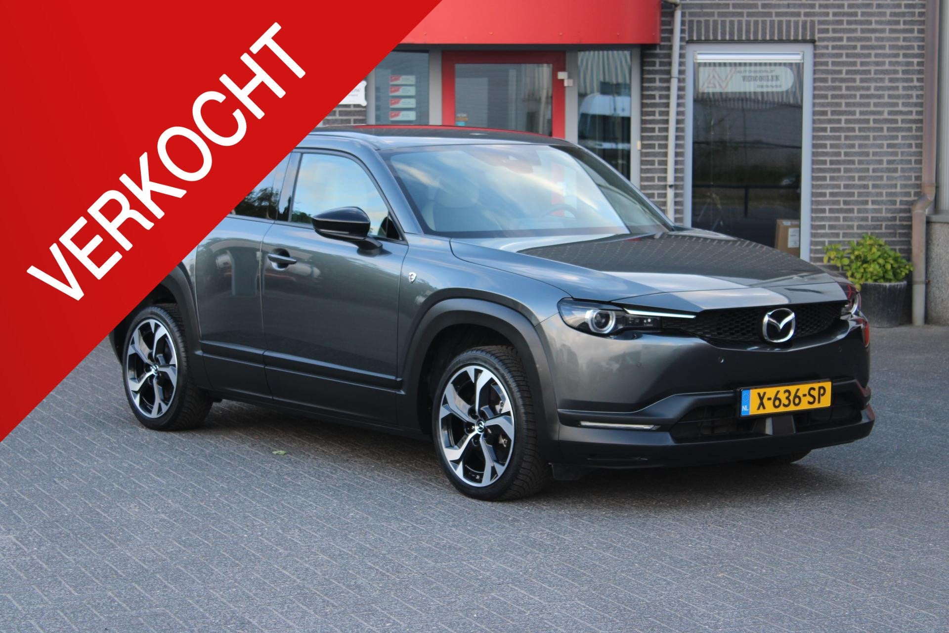 Mazda MX-30 e-SkyActiv R-EV 170 Advantage Adaptive/Camera/Na, Gebruikt, Leder en Stof, Automatische klimaatregeling, Bedrijf