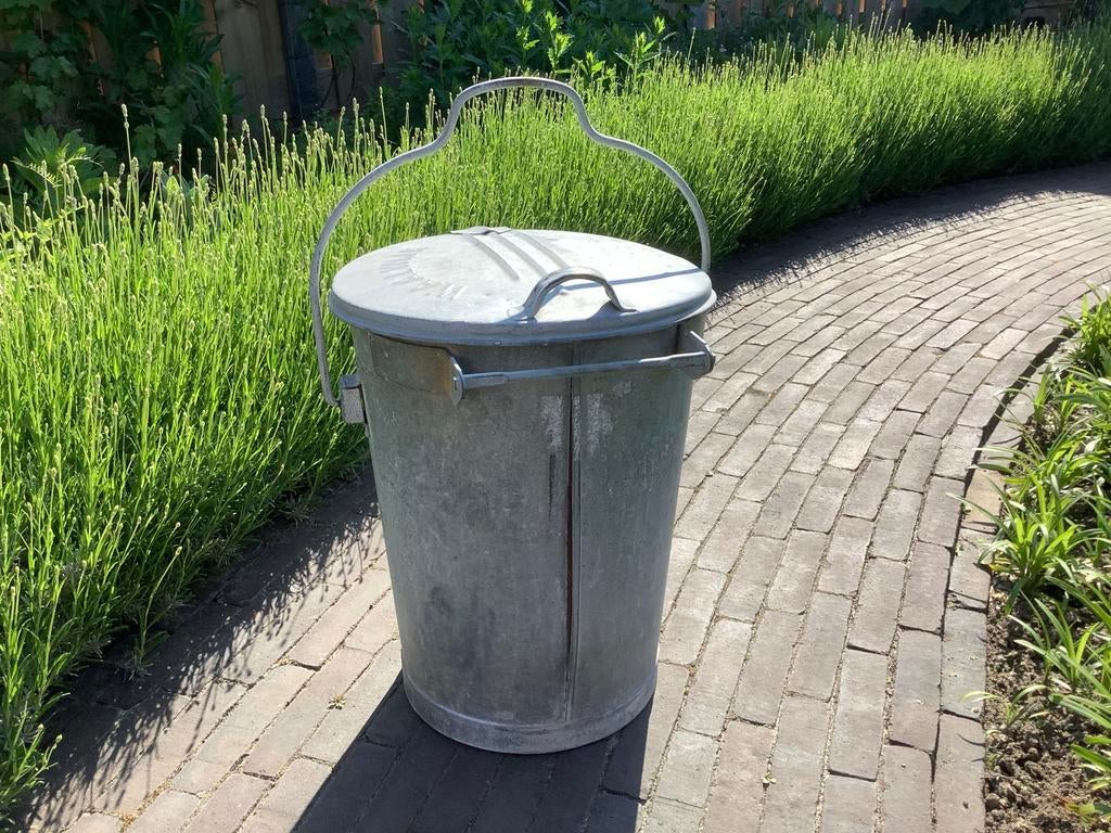 Vintage Zinken Emmer/Afvalbak met Deksel - Waalwijk 70962, Ophalen, Gebruikt, Rond, Metaal