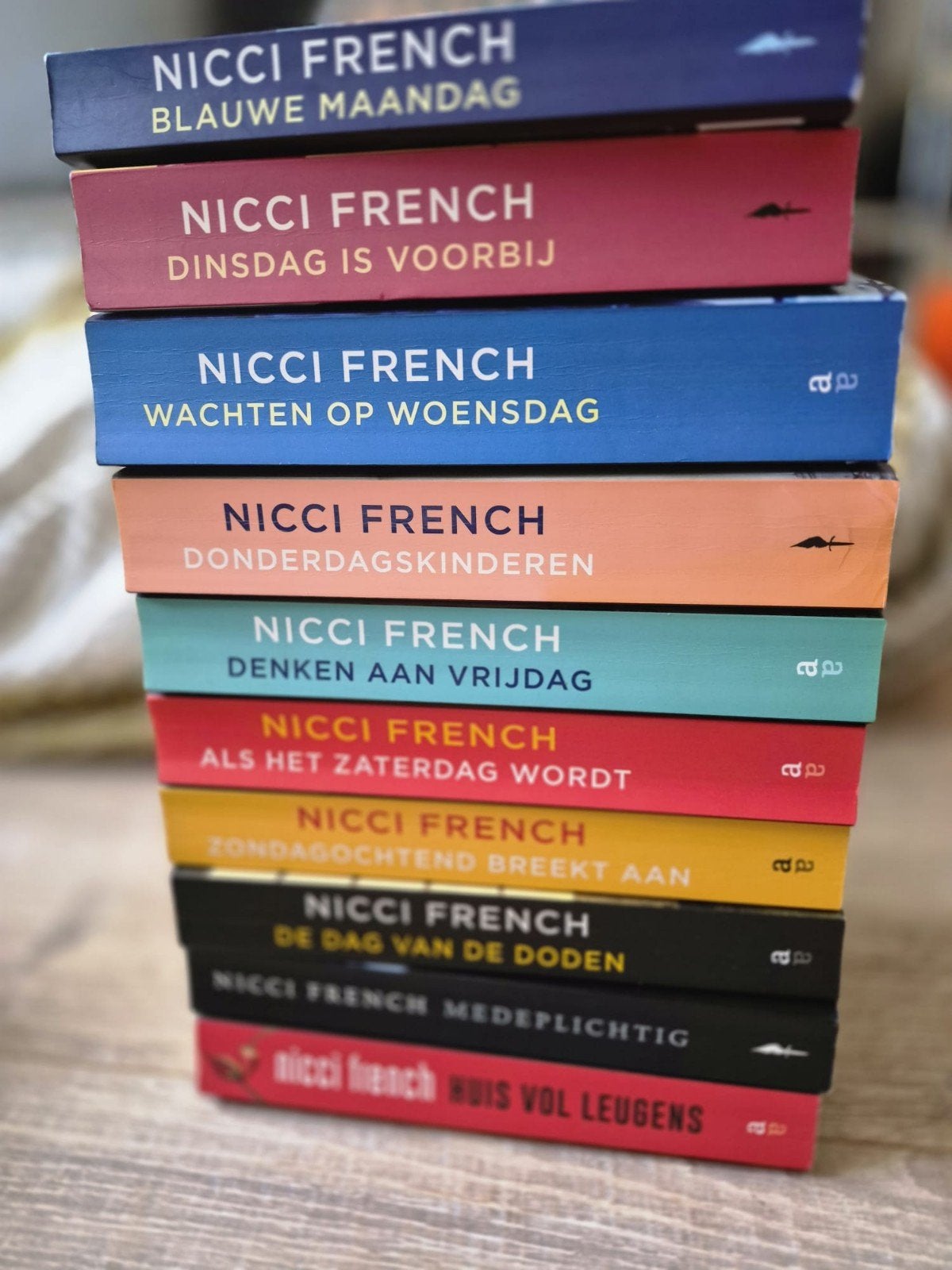 Nicci French Serie - Complete set van 10 thrillers, Ophalen, Zo goed als nieuw, Nicci French