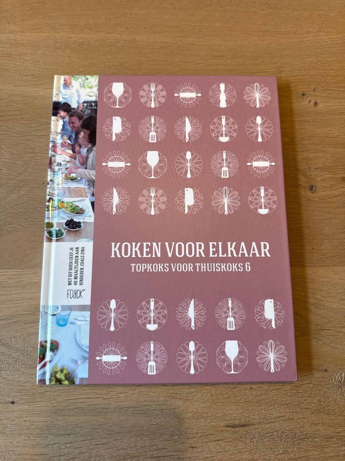 Kookboek: Koken voor Elkaar - Topkoks voor Thuiskoks 6, Ophalen of Verzenden, Zo goed als nieuw, Overige gebieden, Hoofdgerechten