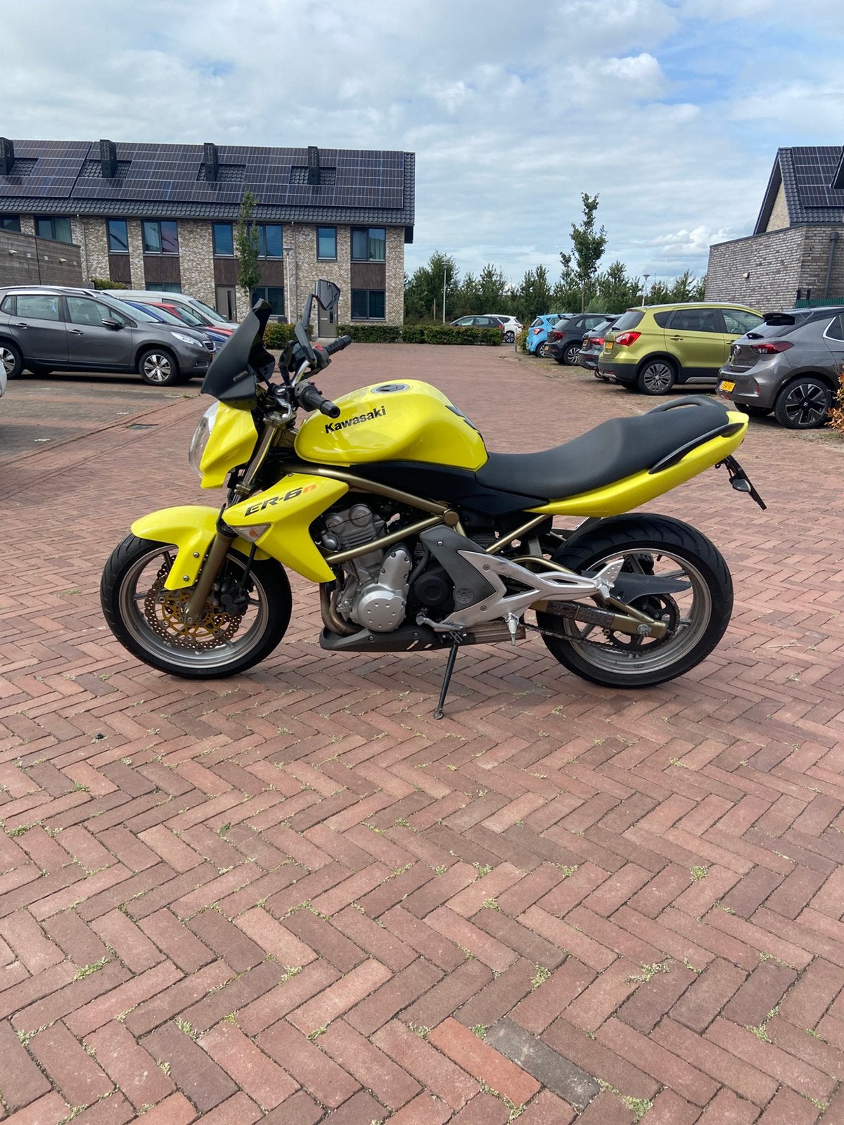 Kawasaki er6n geel, Ophalen