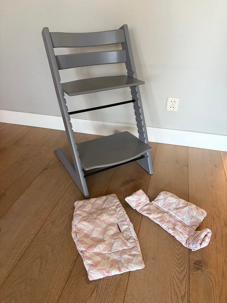 Stokke Tripp Trapp met kussenset en extended glider, Kinderen en Baby's, Kinderstoelen, Ophalen, Gebruikt, Meegroeistoel, Aanschuifbaar
